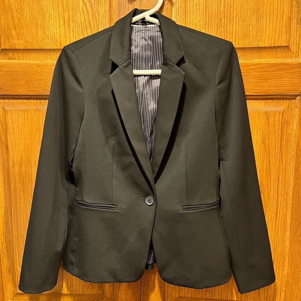 Express Classic Black Women's Blazer - Size 4